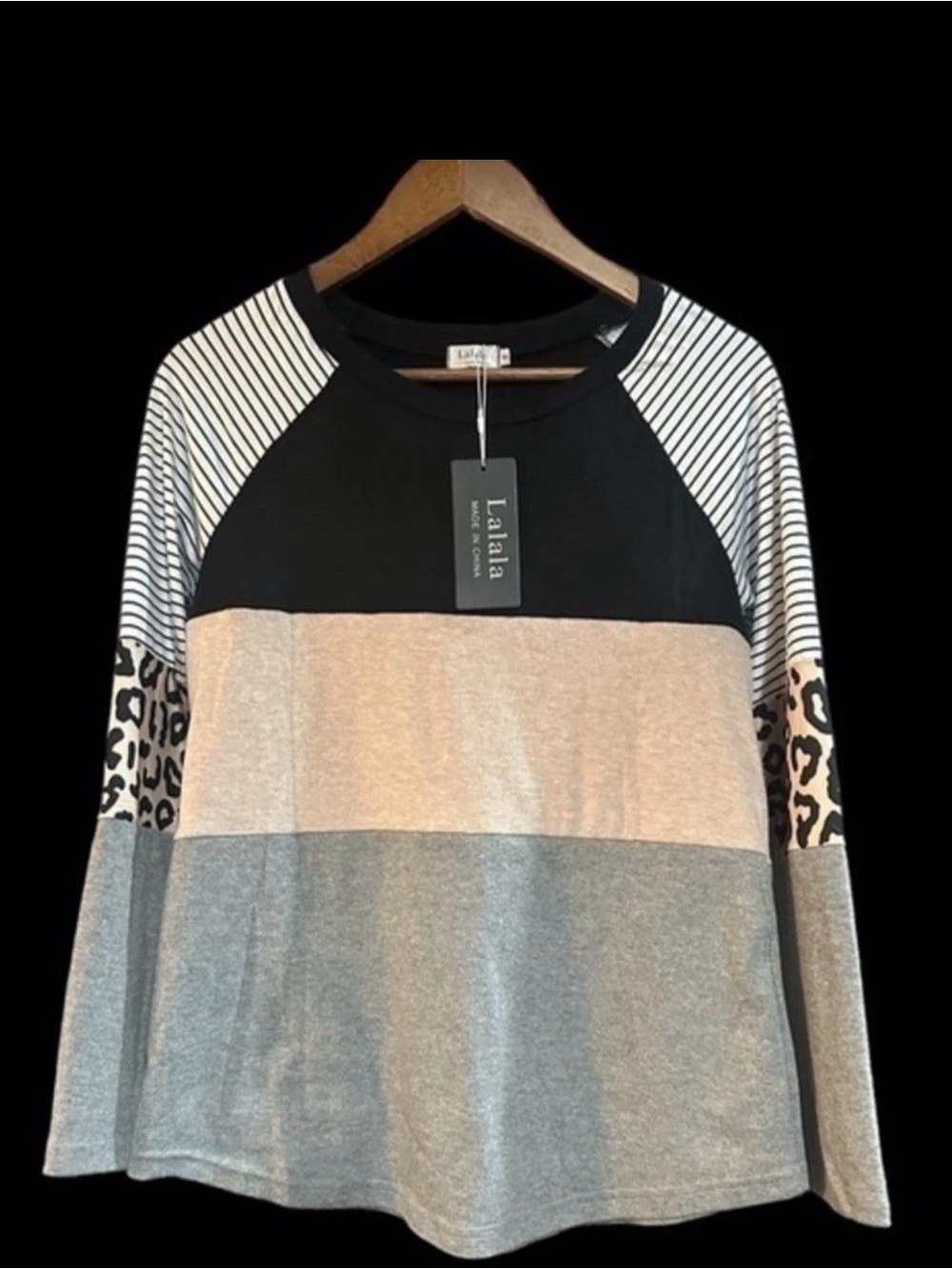 Lalala Long Sleeved Boutique Style Shirt - Womens Size Small - Animal Print